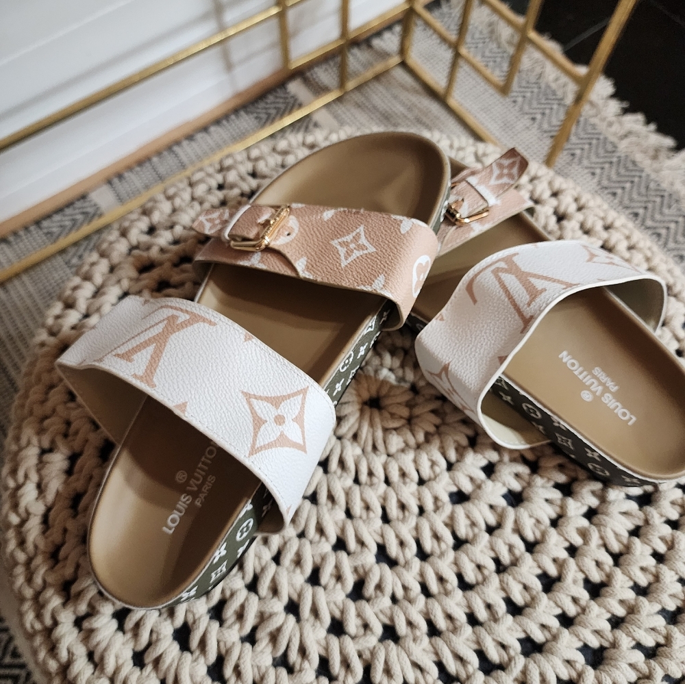 Sandles. New! - Picture 9 of 12